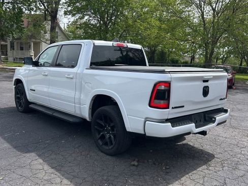 Used 2022 RAM 1500 Laramie AWD/4WD image 3