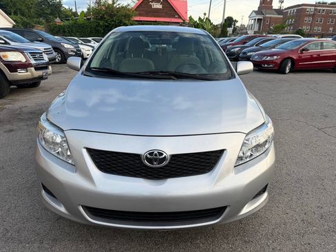 Used 2010 Toyota Corolla LE FWD image 3