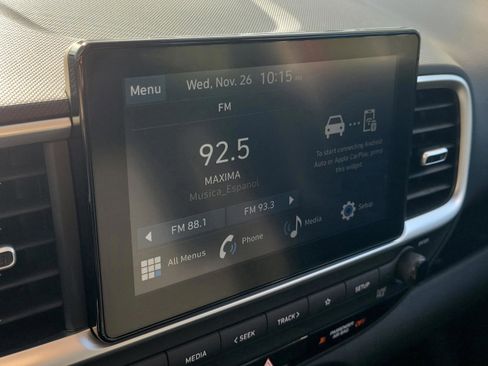 New 2026 Hyundai Venue SE image 16