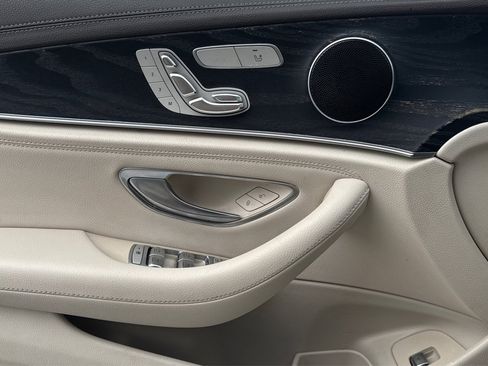 Used 2018 Mercedes-Benz E 300 image 42