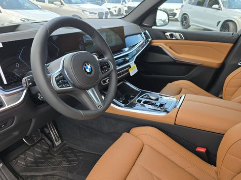New 2026 BMW X5 sDrive40i w/ M Sport Package RWD image 16