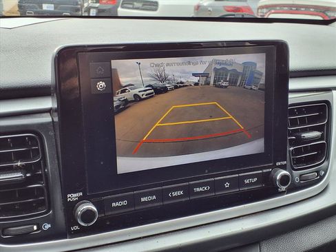 Used 2023 Kia Rio LX image 5