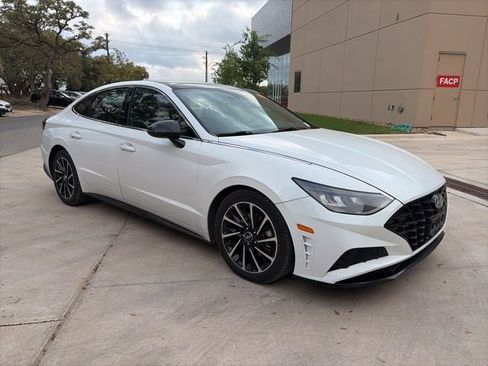 Used 2020 Hyundai Sonata SEL Plus w/ Tech Package image 4