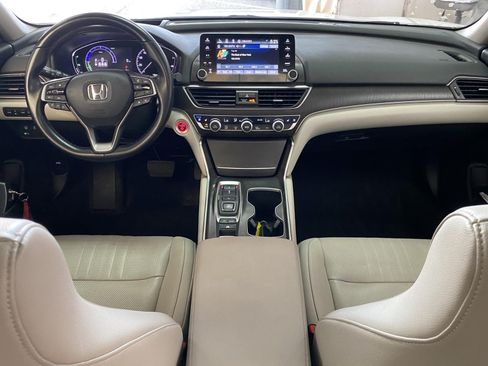Used 2021 Honda Accord Touring image 14