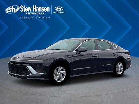 New 2026 Hyundai Sonata SE image 2