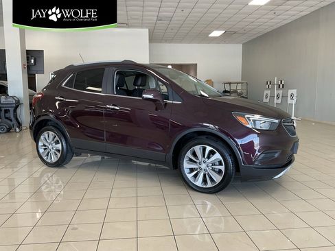 Used 2018 Buick Encore Preferred image 1