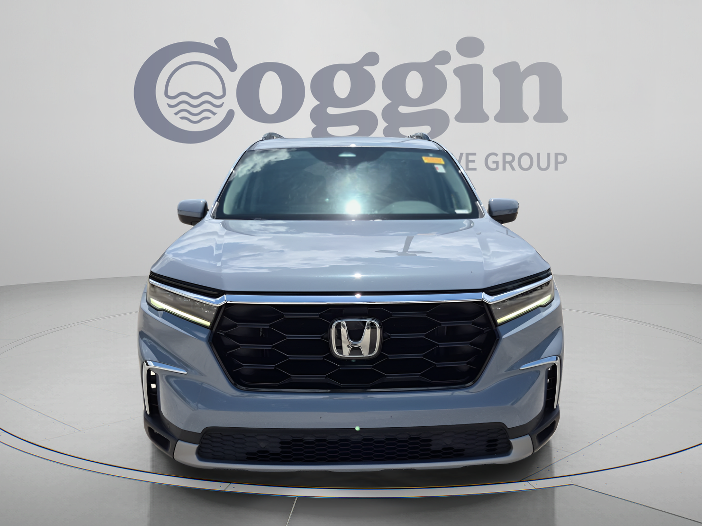 Certified 2023 Honda Pilot Touring image 9