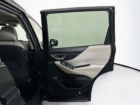 Used 2020 Subaru Forester Premium image 29