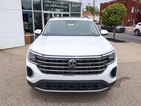 New 2026 Volkswagen Atlas SE FWD image 8