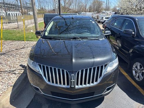 Used 2013 Lincoln MKX AWD image 4