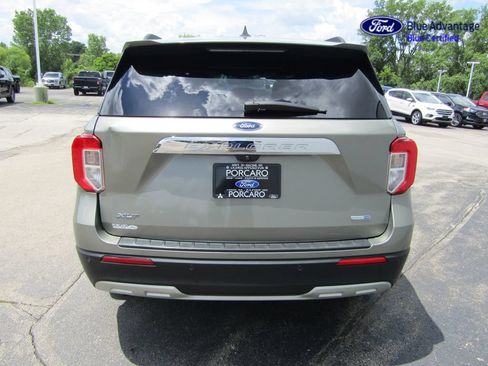 Certified 2020 Ford Explorer XLT w/ Equipment Group 202A AWD/4WD image 5