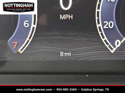 New 2025 Jeep Grand Cherokee Altitude image 18