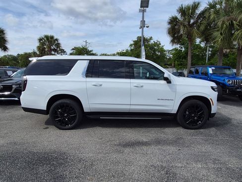New 2026 Chevrolet Suburban LT w/ Comfort Package AWD/4WD image 8