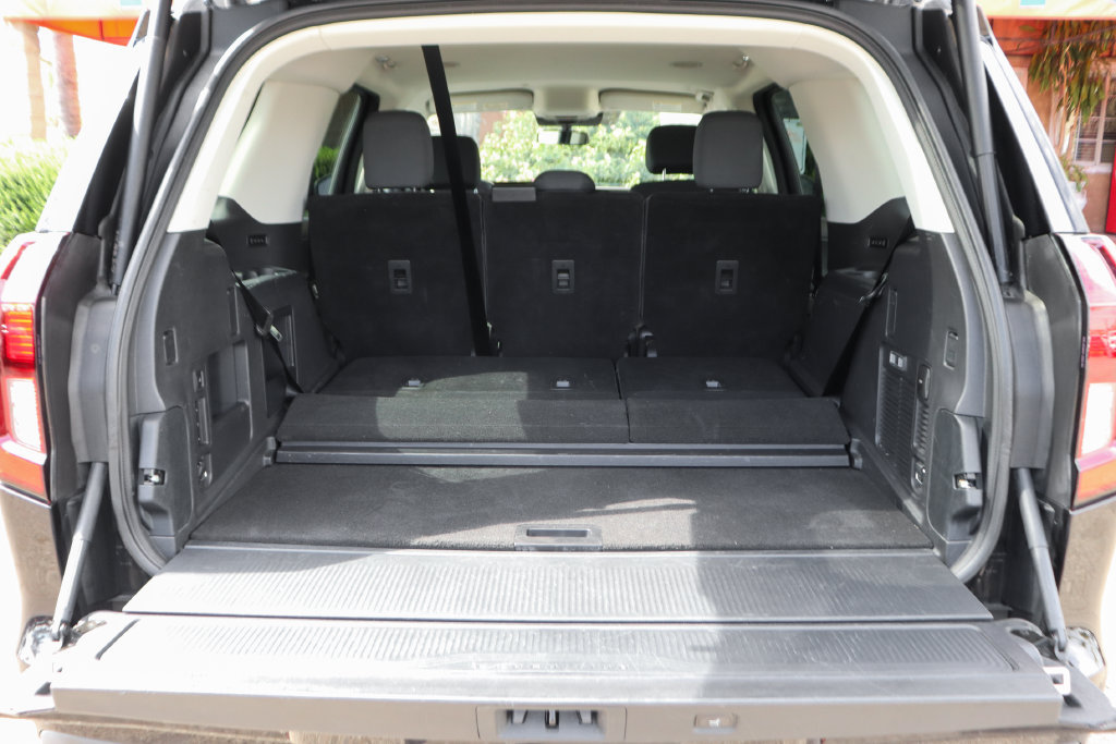 Used 2025 Ford Expedition Active AWD/4WD image 10