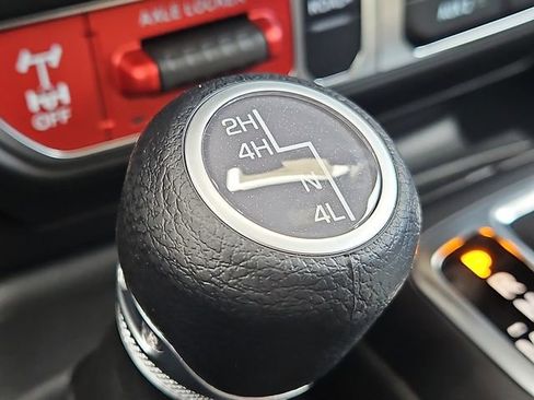 New 2026 Jeep Gladiator Mojave image 17