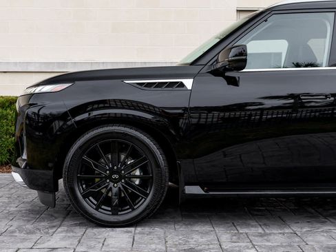 New 2026 INFINITI QX80 Luxe w/ Cargo Package image 22