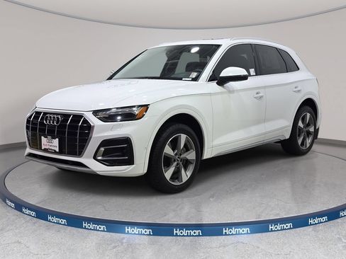 Used 2023 Audi Q5 Prestige w/ Prestige Package AWD/4WD image 1
