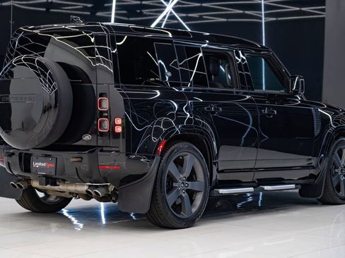 Used 2023 Land Rover Defender 110 V8 image 16