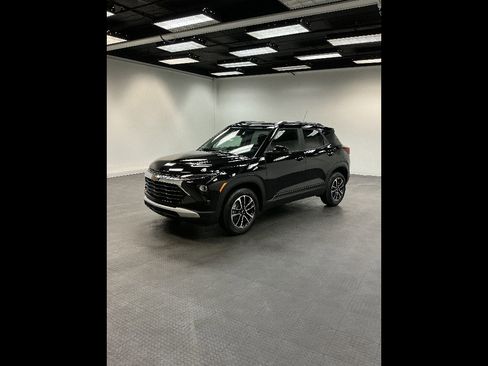 New 2026 Chevrolet TrailBlazer LT image 1