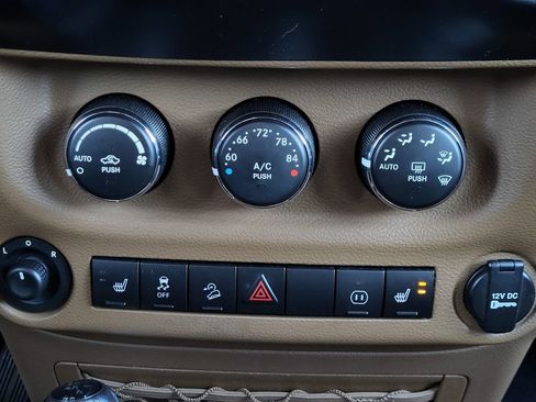 Used 2012 Jeep Wrangler Unlimited Sahara w/ Dual Top Group image 32