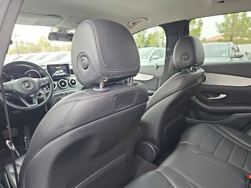 Used 2019 Mercedes-Benz GLC 300 4MATIC image 31