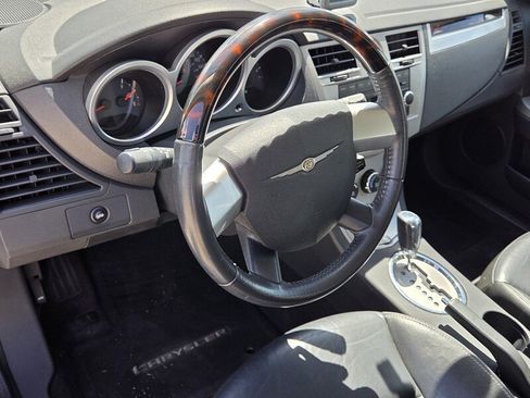 Used 2010 Chrysler Sebring Limited FWD image 11