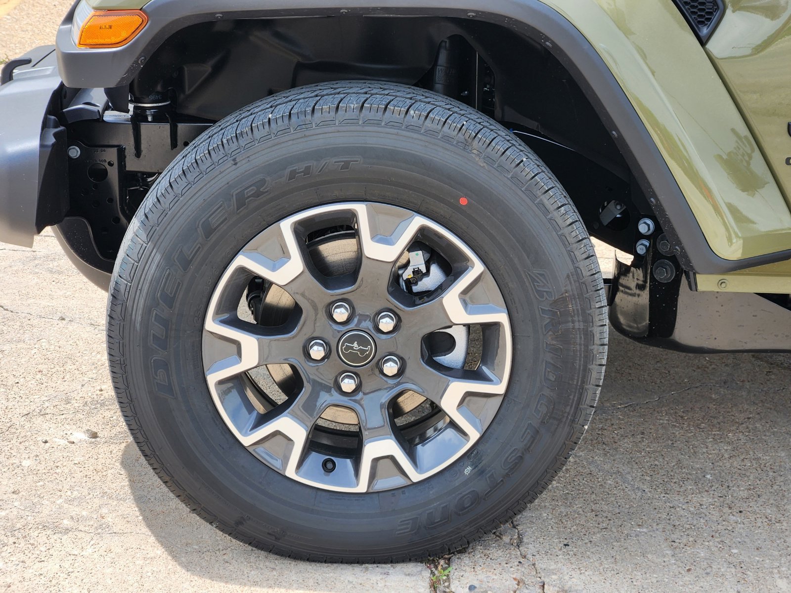 New 2026 Jeep Gladiator Sport AWD/4WD image 11