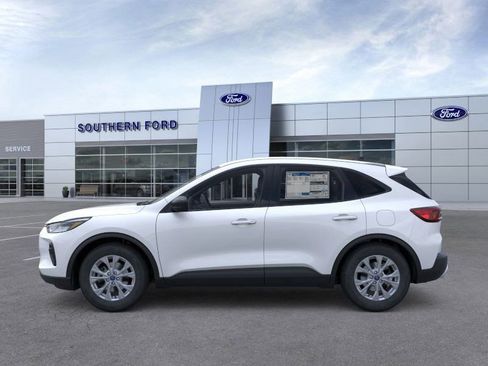 New 2026 Ford Escape Active image 3