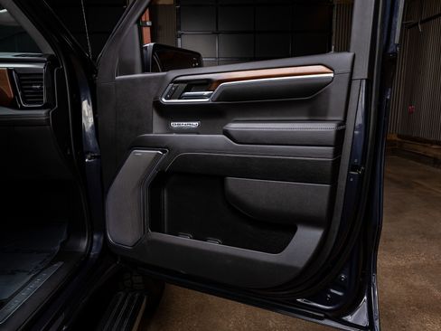 Used 2024 GMC Sierra 1500 Denali w/ Denali Reserve Package image 36