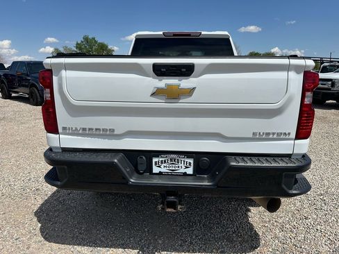 Used 2023 Chevrolet Silverado 2500 Custom w/ Custom Value Package AWD/4WD image 9