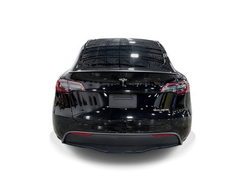 Certified 2023 Tesla Model Y Performance AWD/4WD image 5