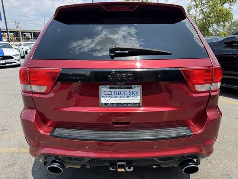 Used 2012 Jeep Grand Cherokee SRT8 w/ Luxury Group II AWD/4WD image 7