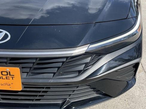 Used 2024 Hyundai Elantra SEL image 7