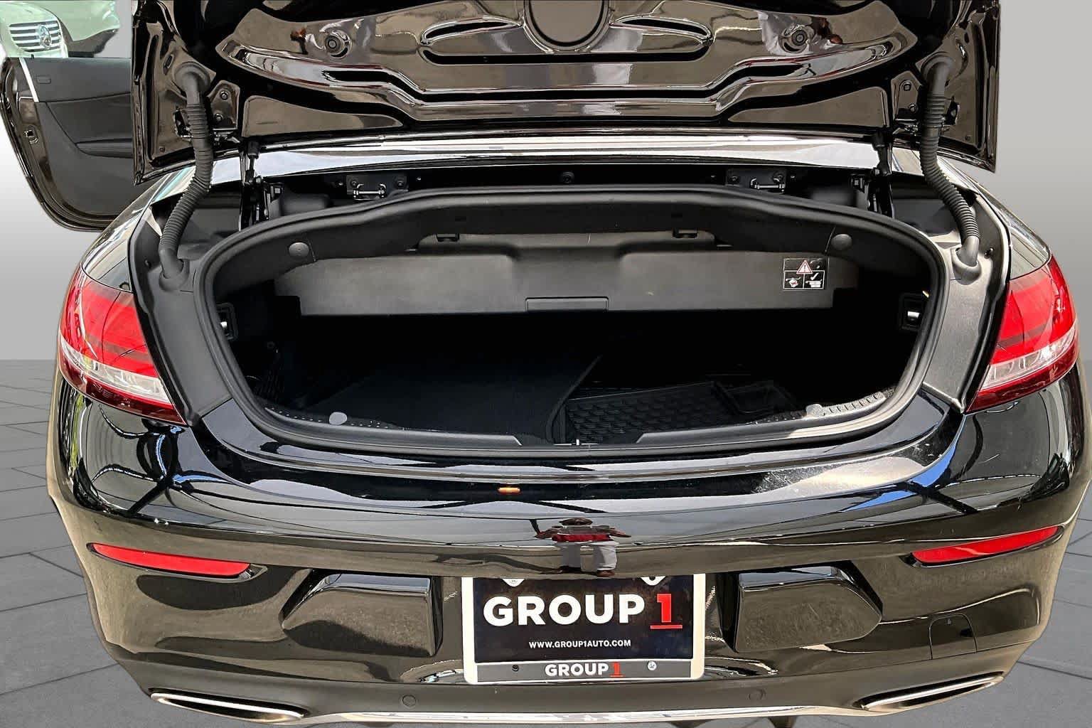 Used 2019 Mercedes-Benz C 300 4MATIC Cabriolet image 32