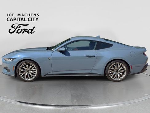 Used 2024 Ford Mustang Premium RWD image 8