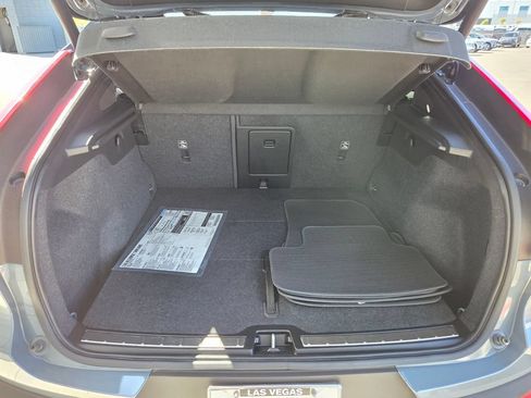 Used 2023 Volvo C40 P8 Recharge Ultimate AWD/4WD image 17