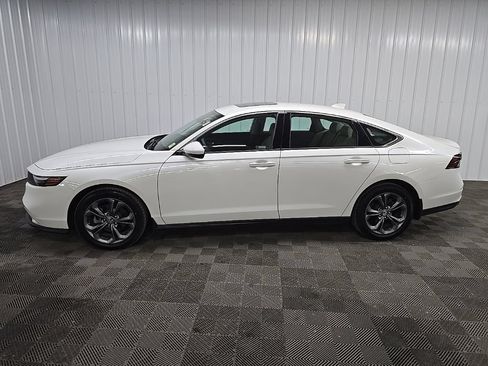Certified 2024 Honda Accord EX image 5