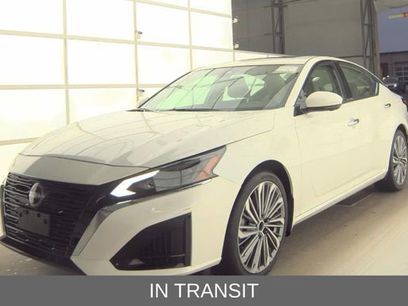 Used 2024 Nissan Altima 2.5 SL