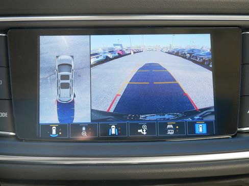 Used 2023 Buick Enclave Avenir w/ Avenir Technology Package AWD/4WD image 21