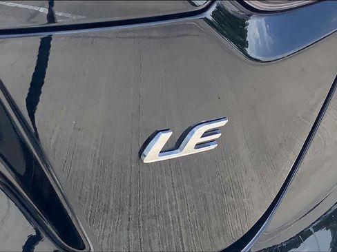 Used 2024 Toyota Corolla LE FWD image 10