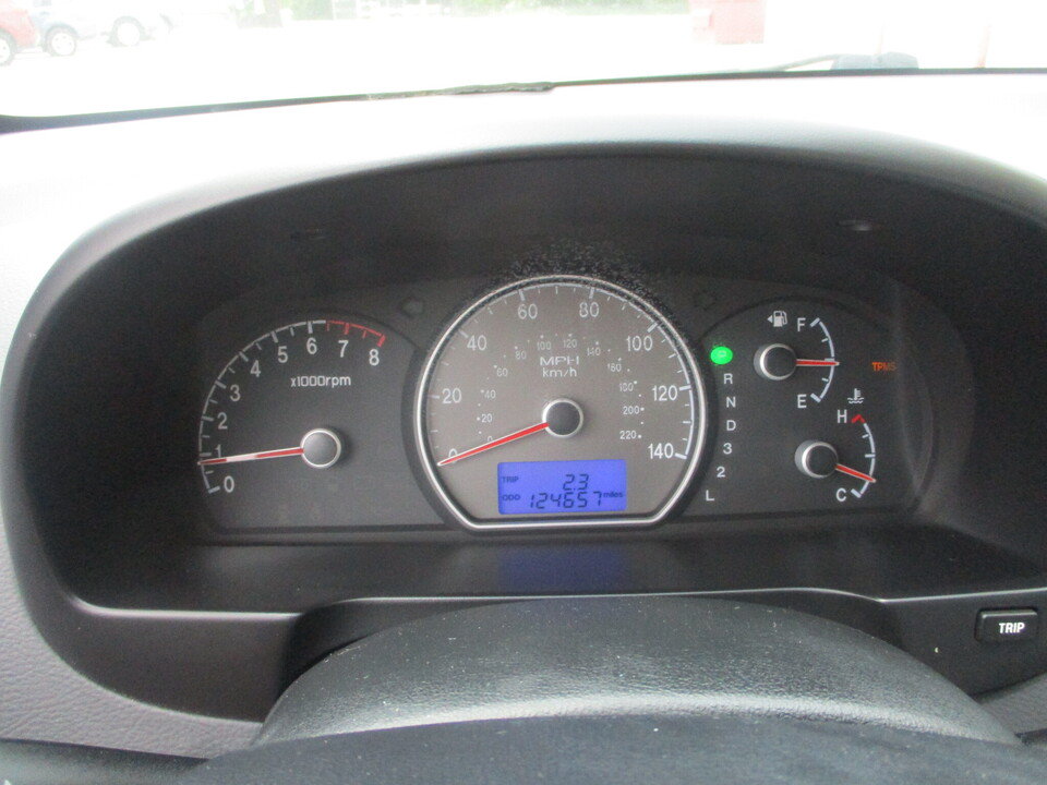 Used 2009 Hyundai Elantra SE FWD image 27