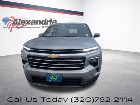 Certified 2024 Chevrolet Traverse LT image 3