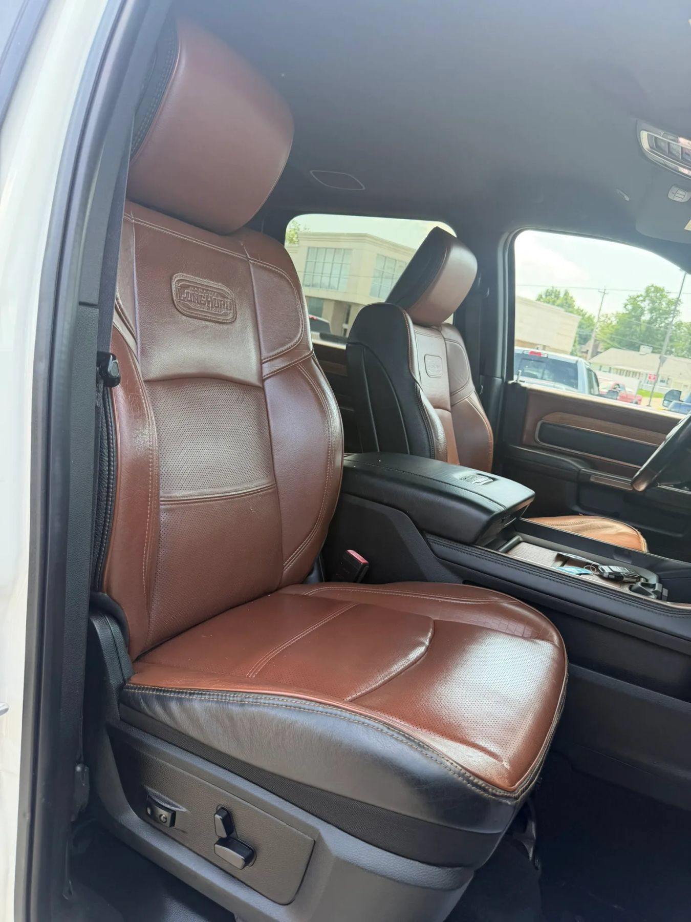 Used 2019 RAM 2500 Limited AWD/4WD image 11