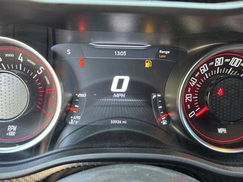 Used 2022 Dodge Challenger R/T Scat Pack RWD image 16