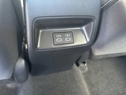 Used 2024 Toyota Corolla LE FWD image 20