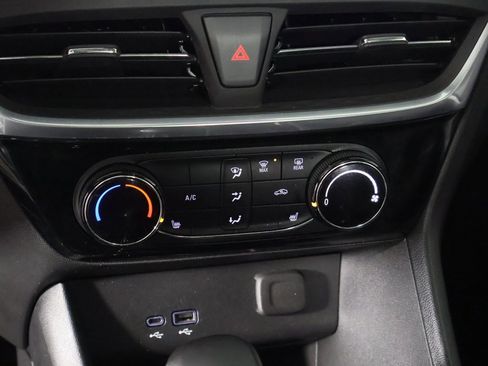 Used 2024 Buick Encore GX Sport Touring w/ Experience Buick Package image 45