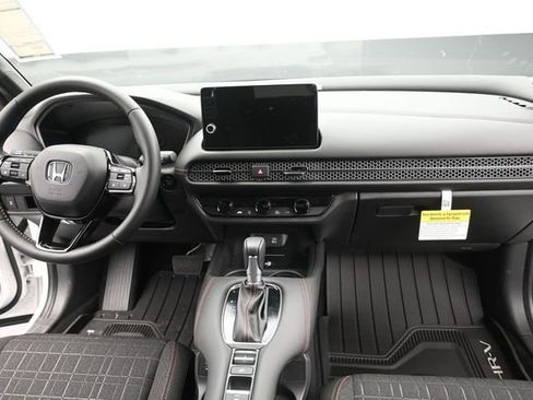 New 2026 Honda HR-V Sport image 2