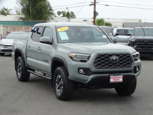 Used 2023 Toyota Tacoma TRD Off-Road image 2