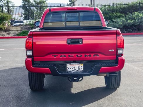 Used 2023 Toyota Tacoma SR image 6