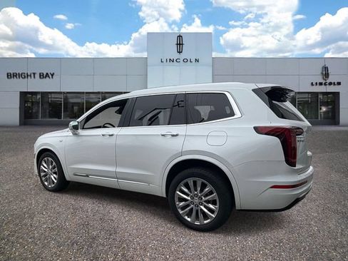 Used 2020 Cadillac XT6 Premium Luxury AWD/4WD image 3